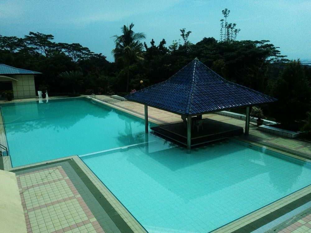 The Acacia Hotel Batam Exterior photo